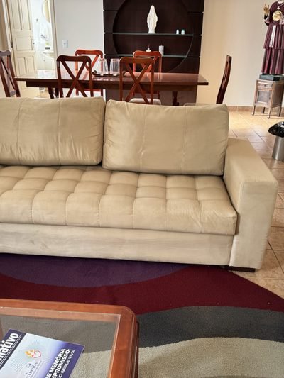 Sofás bege da sala: sofás bege da sala, depois da higienização